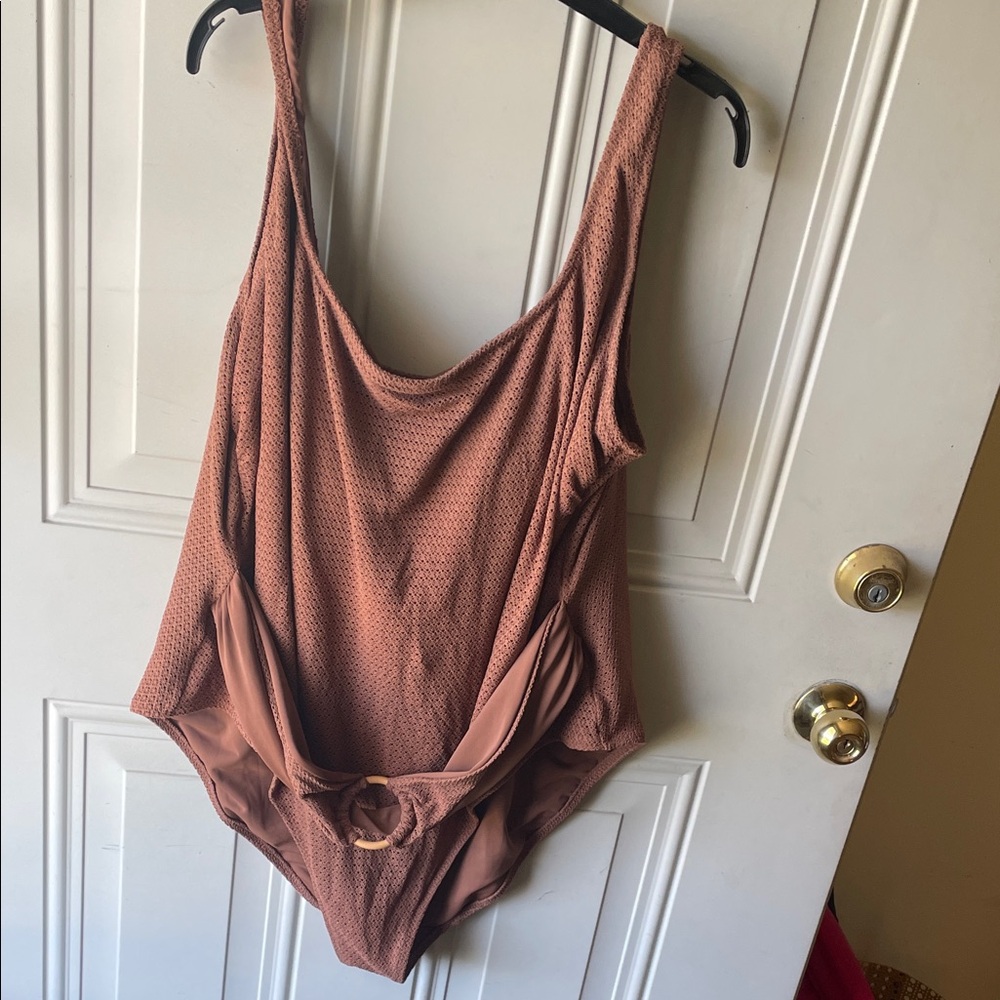 Old Navy Y2K Style Brown Knit One-Piece Swimsuit with Circular Faux Wooden Belt